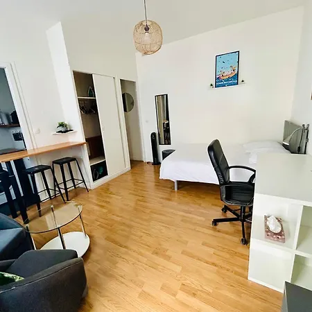 Le Du Port De La Rochelle Rdc Apartment